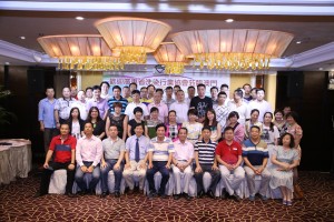 與廣州洗衣協會一同參觀澳門同業及交流